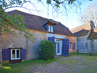 Maison à vendre à Saint-Germain-des-Prés, Dordogne, Aquitaine, avec Leggett Immobilier