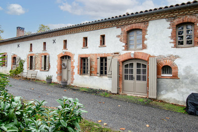 Maison à vendre à Lacaugne, Haute-Garonne, Midi-Pyrénées, avec Leggett Immobilier