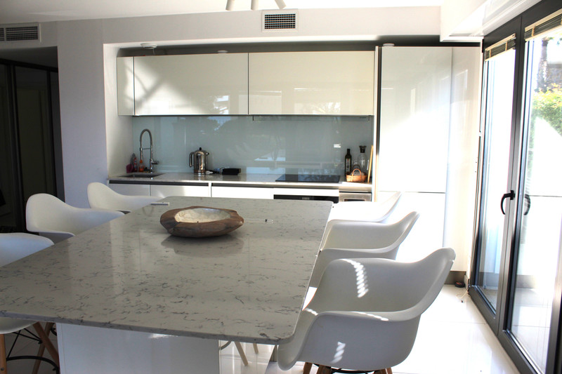 French property for sale in Antibes, Alpes-Maritimes - €859,000 - photo 3