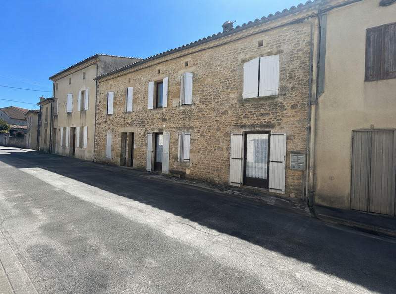 French property for sale in Villefranche-de-Lonchat, Dordogne - €371,000 - photo 5