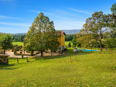 A voir absolument magnifique dépendance du château d'Albon (26) le paradis pour golfeurs et amoureux de nature