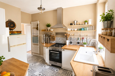 French property for sale in Fleurac, Dordogne - €254,400 - photo 5
