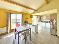 Maison à vendre à Bréville, Charente - 224.700 € - photo 5