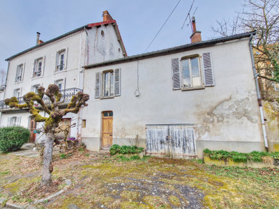 Maison à vendre à Aubusson, Creuse, Limousin, avec Leggett Immobilier