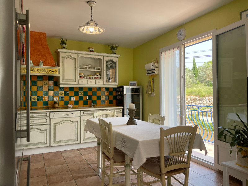 House for sale in Var Charming villa, 187 m², 6 rooms, 4
