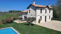 Maison à vendre à Villegouge, Gironde - 940.000 € - photo 2