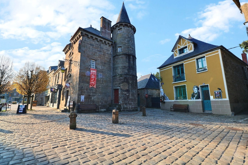 French property for sale in Combourg, Ille-et-Vilaine - €622,000 - photo 0