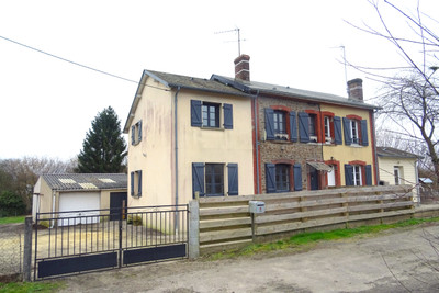 Maison à vendre à La Selle-la-Forge, Orne, Basse-Normandie, avec Leggett Immobilier