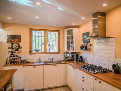 French property for sale in Condorcet, Drôme - €445,000 - photo 5