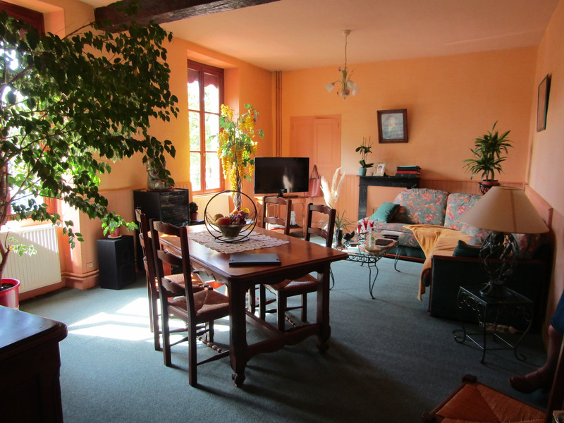 French property for sale in Villaines-la-Juhel, Mayenne - €195,652 - photo 7