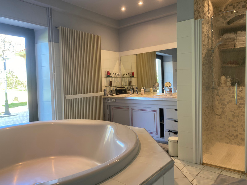French property for sale in Montalembert, Deux-Sèvres - €386,900 - photo 9