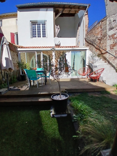 French property for sale in Castelmoron-sur-Lot, Lot-et-Garonne - €225,000 - photo 4