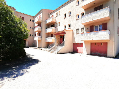French property for sale in Six-Fours-les-Plages, Var - €350,000 - photo 10