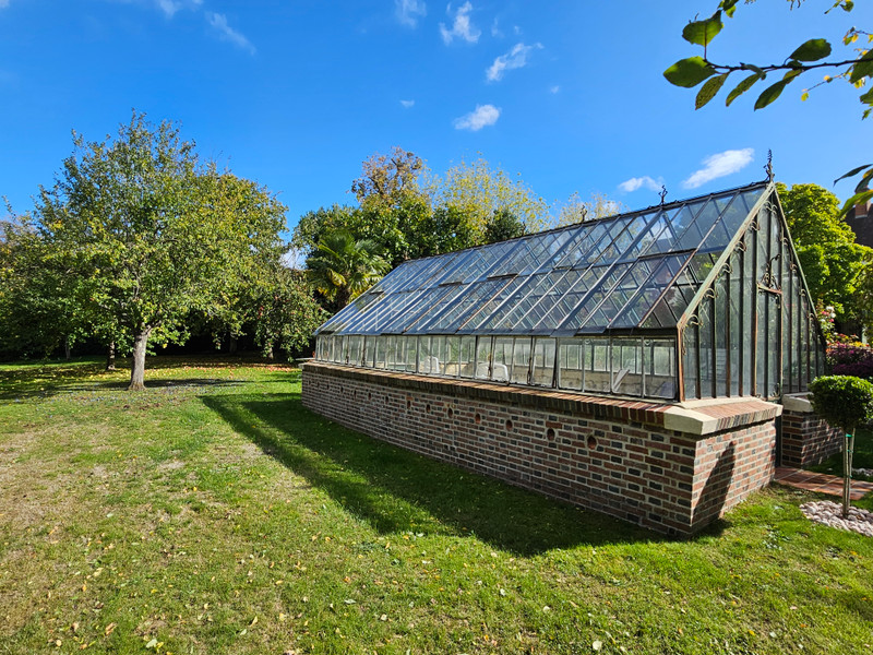 French property for sale in L'Aigle, Orne - €445,000 - photo 2