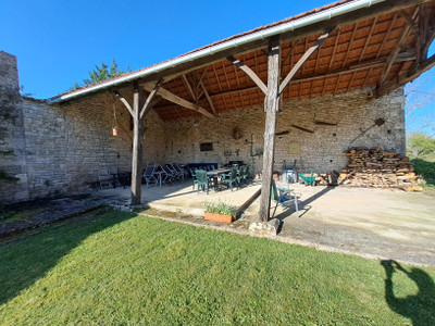 French property for sale in Paizay-Naudouin-Embourie, Charente - €267,500 - photo 12