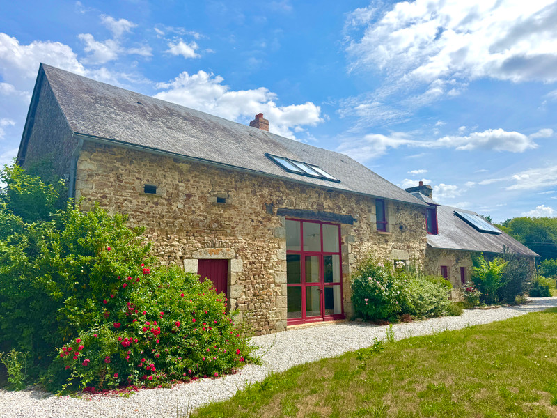 French property for sale in Gesvres, Mayenne - €295,000 - photo 8