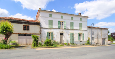 Maison à vendre à Fontenet, Charente-Maritime, Poitou-Charentes, avec Leggett Immobilier