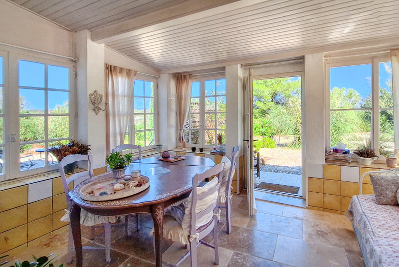 French property for sale in Apt, Vaucluse - €530,000 - photo 3