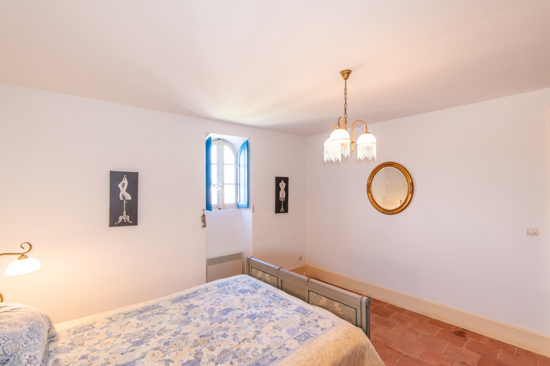 French property for sale in Olonzac, Hérault - €169,000 - photo 11