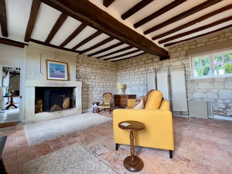 French property for sale in Saix, Vienne - €218,400 - photo 2