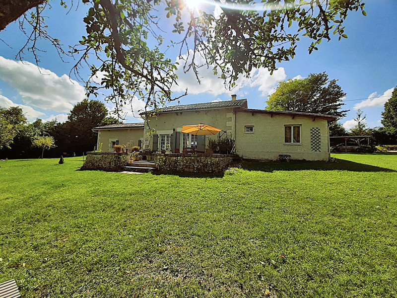 French property for sale in Bouteilles-Saint-Sébastien, Dordogne - €297,995 - photo 8