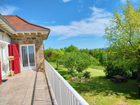 Maison à vendre à Queyssac-les-Vignes, Corrèze - 299.500 € - photo 2