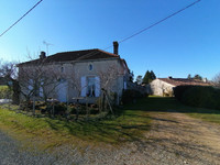 houses and homes for sale inSoussacGironde Aquitaine