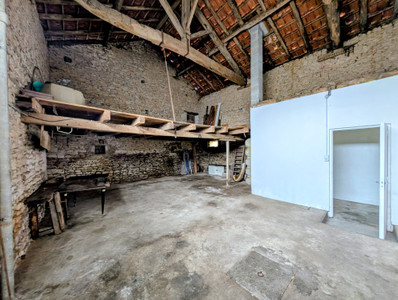 French property for sale in Saint-Claud, Charente - €98,500 - photo 6