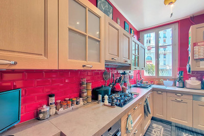 French property for sale in Nice, Alpes-Maritimes - €725,000 - photo 4