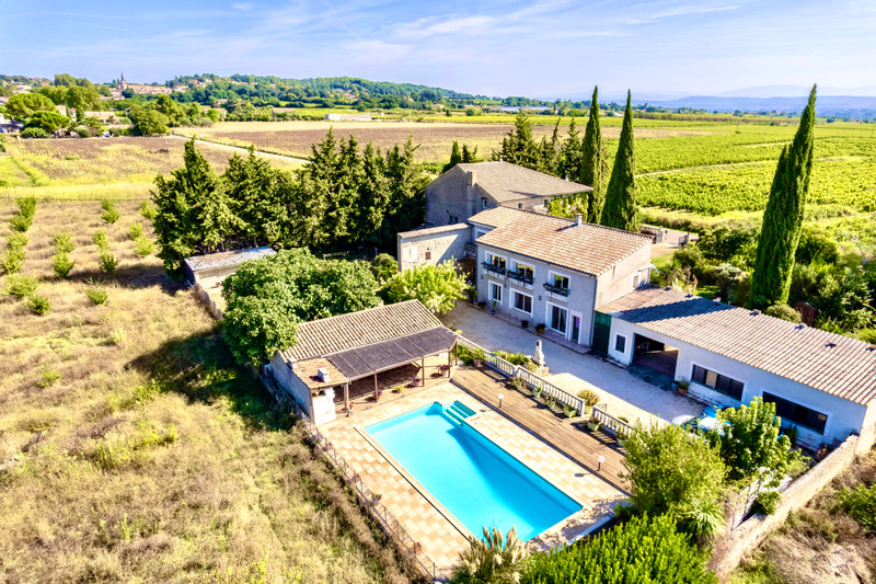 Maison à vendre à Saint-Marcel-d'Ardèche, Ardèche - 595.000 € - photo 1