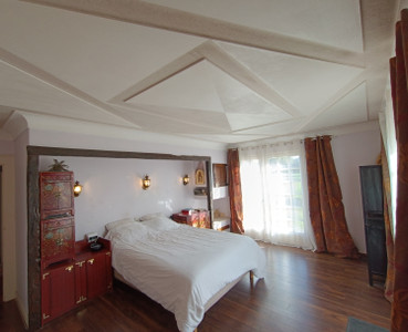 French property for sale in Chassenon, Charente - €288,000 - photo 4