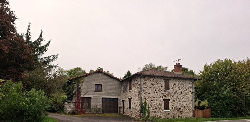 French property for sale in Aixe-sur-Vienne, Haute-Vienne - €118,525 - photo 0