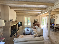 Propriété à vendre à Vers-Pont-du-Gard, Gard - 945 000 € - photo n°2
