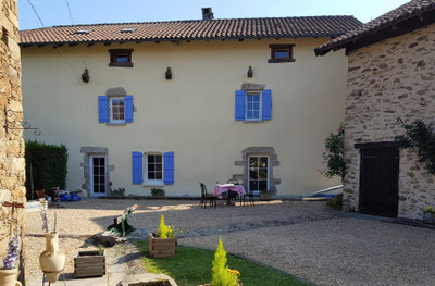 Maison à vendre à Oradour-sur-Vayres, Haute-Vienne, Limousin, avec Leggett Immobilier