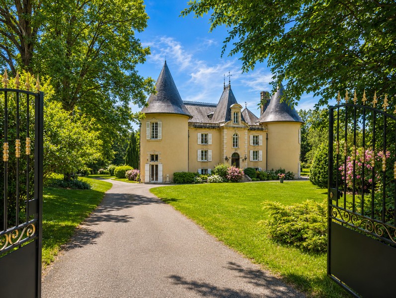 chateau for sale in Limousin (Nouvelle Aquitaine)
