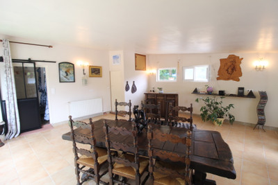 French property for sale in Azay-le-Ferron, Indre - €246,100 - photo 4