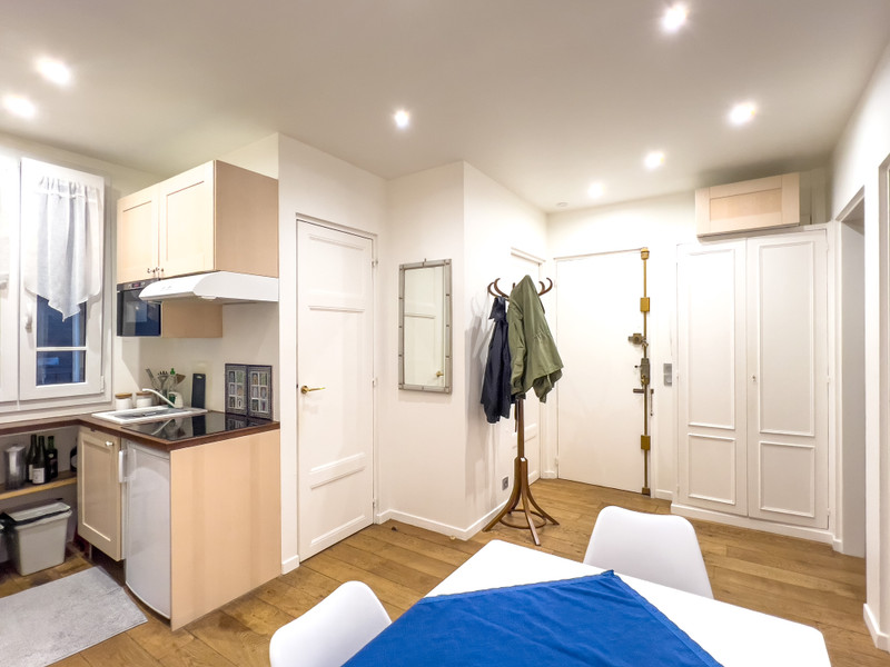 French property for sale in Paris 17e Arrondissement, Paris - €520,000 - photo 9