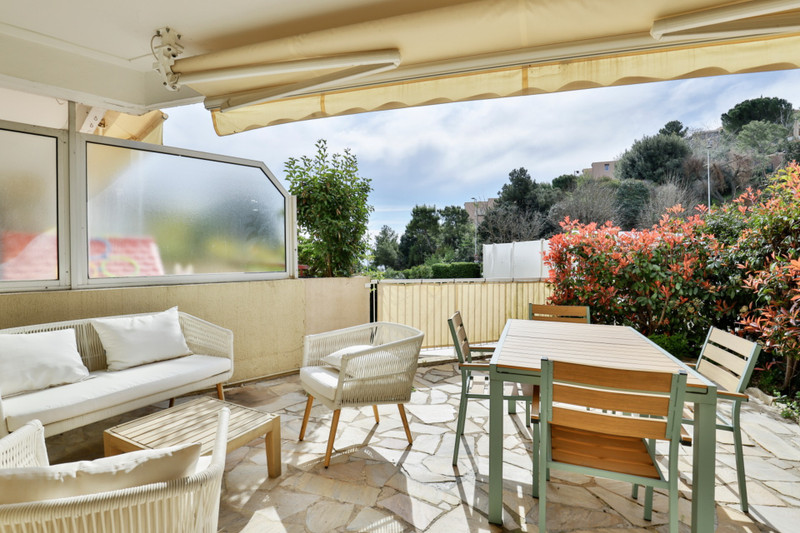 French property for sale in Nice, Alpes-Maritimes - €395,000 - photo 2