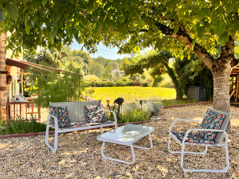 French property for sale in Vayres, Haute-Vienne - €250,000 - photo 5