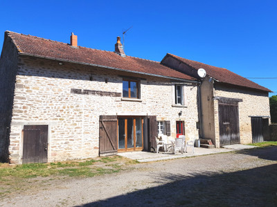 Maison à vendre à Saint-Maurice-la-Souterraine, Creuse, Limousin, avec Leggett Immobilier