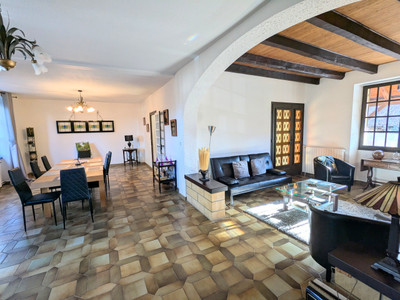 French property for sale in Arnac-Pompadour, Corrèze - €265,000 - photo 1