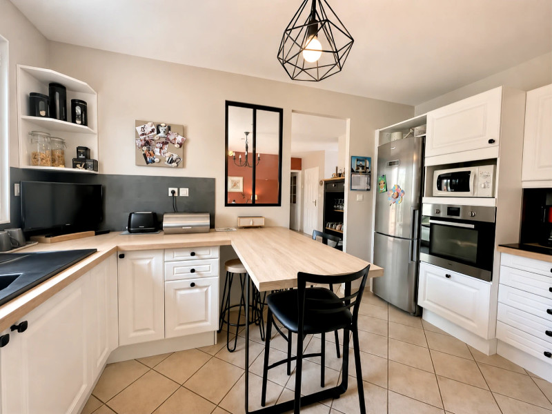 French property for sale in La Bazouge-des-Alleux, Mayenne - €354,000 - photo 4