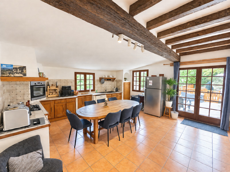 French property for sale in Aubeterre-sur-Dronne, Charente - €299,000 - photo 2