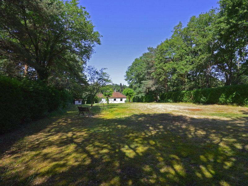 French property for sale in Anlhiac, Dordogne - €242,000 - photo 2