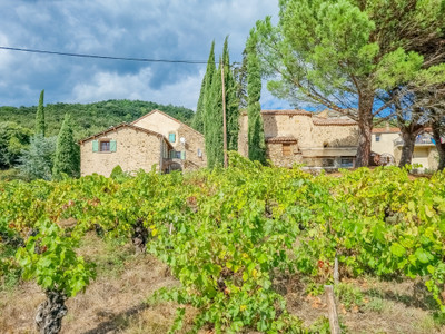 Maison à vendre à Saint-Geniès-de-Varensal, Hérault, Languedoc-Roussillon, avec Leggett Immobilier