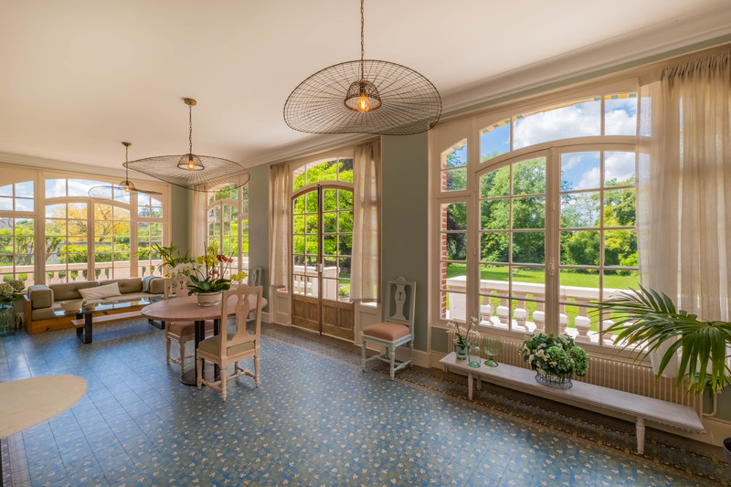 Propriété à vendre à Tournan-en-Brie, Seine-et-Marne - 1 975 000 €