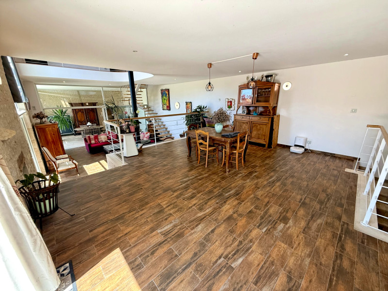 French property for sale in Bellevigne, Charente - €409,500 - photo 3