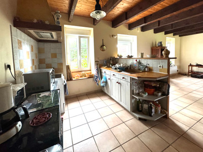 French property for sale in Guimiliau, Finistère - €318,000 - photo 5