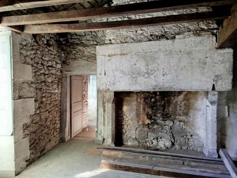 French property for sale in Saint-Martial-Viveyrol, Dordogne - €51,600 - photo 4