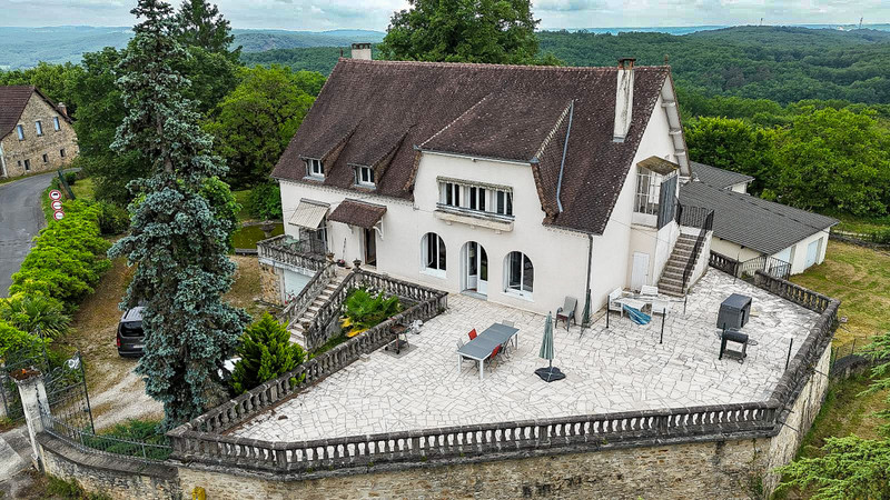 Maison à vendre à Terrasson-Lavilledieu, Dordogne - 383.000 € - photo 1